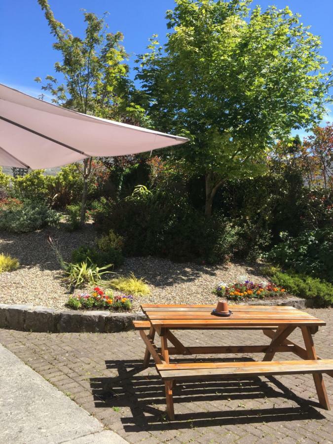 Bed and Breakfast Amber Hill Galway Esterno foto