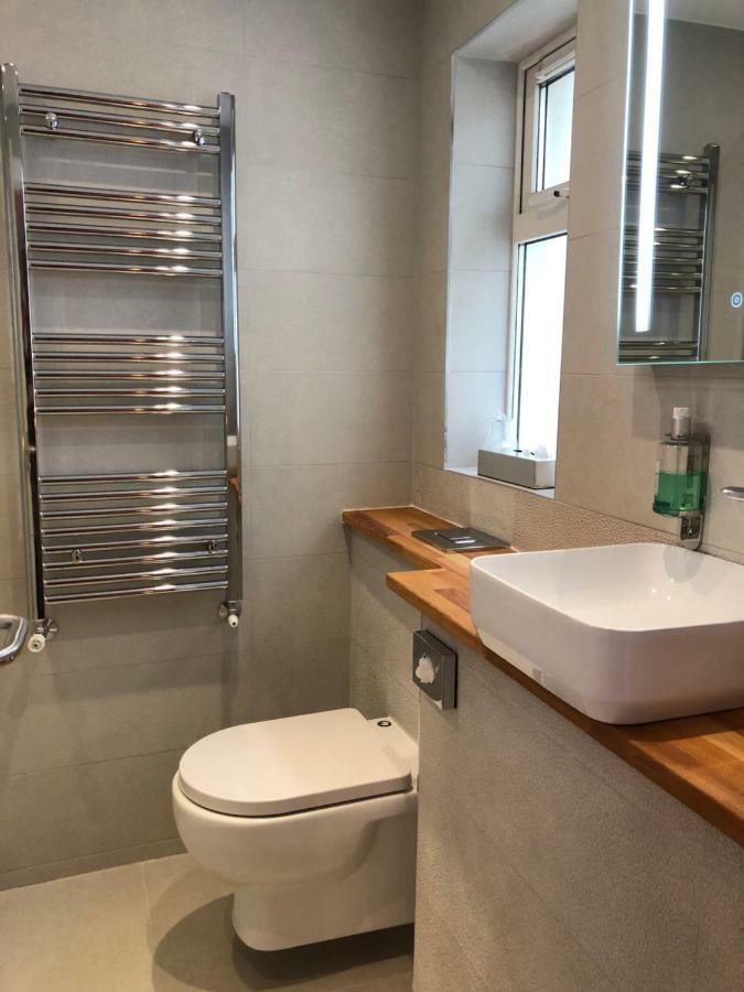 Bed and Breakfast Amber Hill Galway Esterno foto