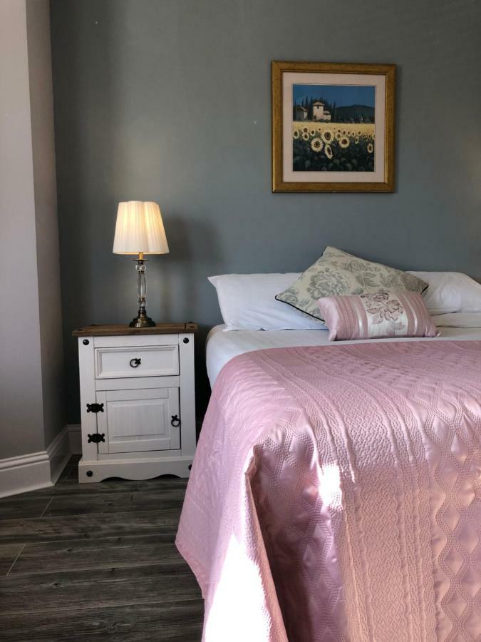 Bed and Breakfast Amber Hill Galway Esterno foto